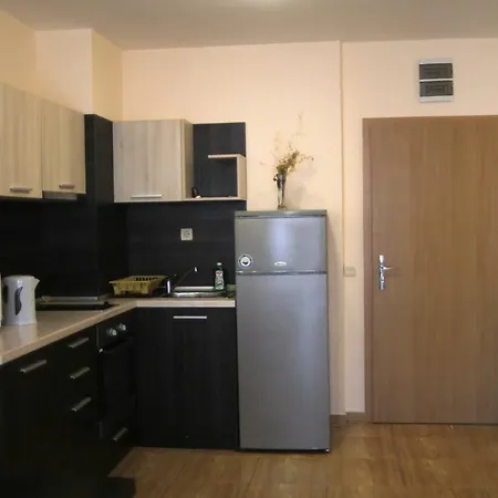 Apartament S Vidom Na Bassein Апартамент Свети Влас
