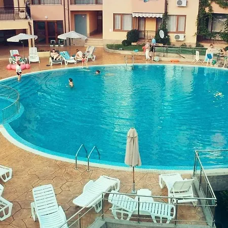 Апартамент Apartament S Vidom Na Bassein