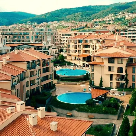 Apartament S Vidom Na Bassein アパート